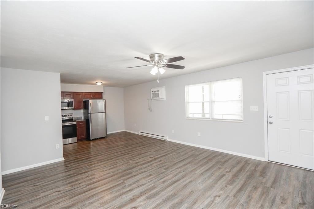 9530 3rd Bay St #10 - Photo 7 of 9