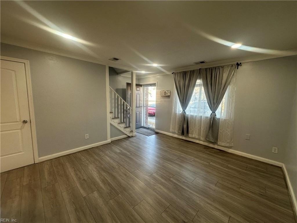 1273 Green Cedar Ln - Photo 2 of 19