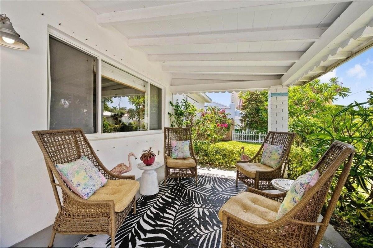 200 E 28th St - Photo 3 of 22