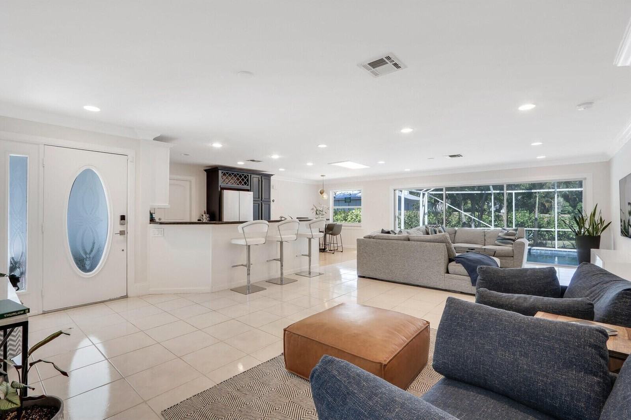 96 S Sewalls Point Rd - Photo 3 of 19