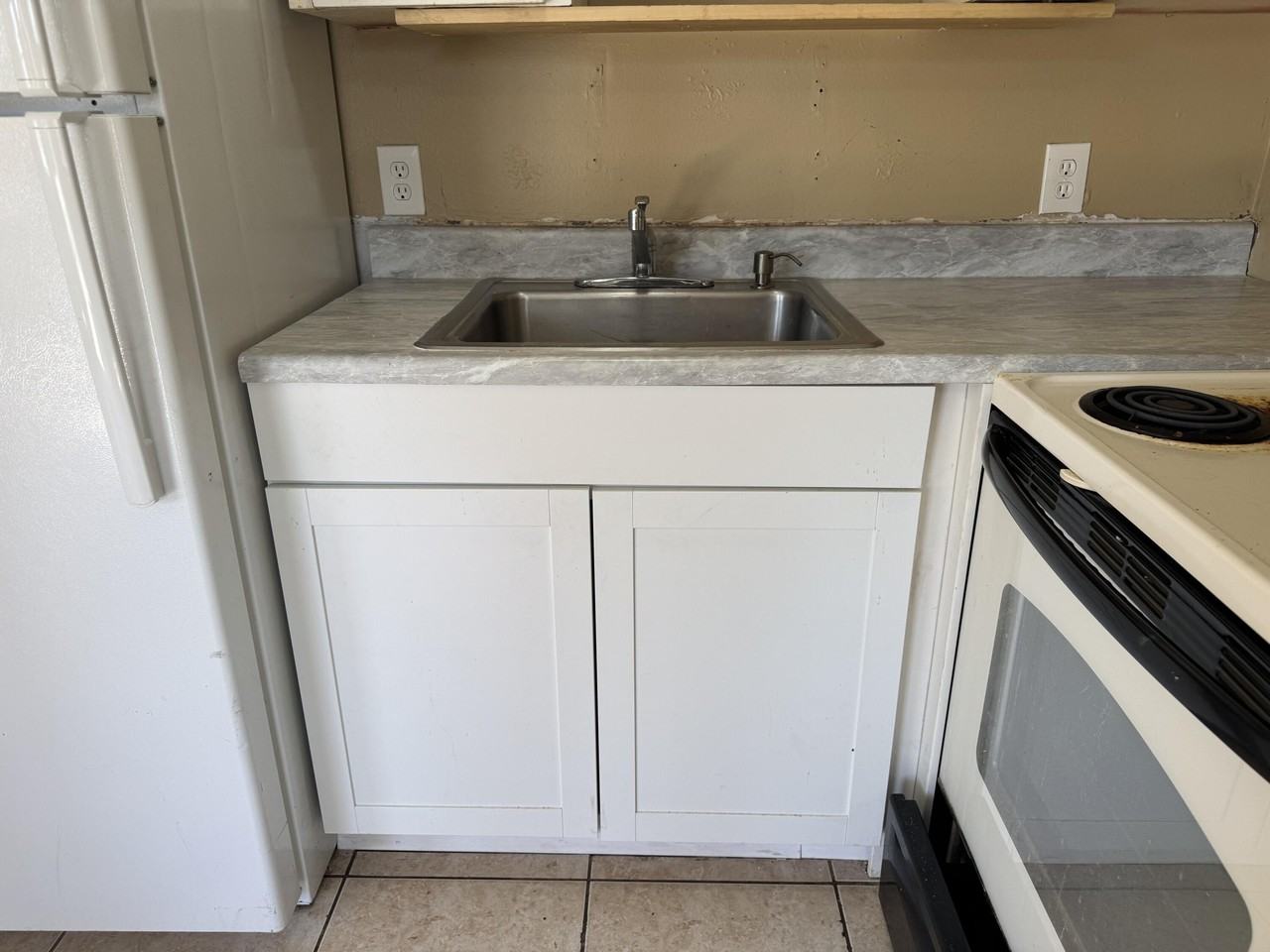 3660 Coconut Rd - Photo 5 of 12