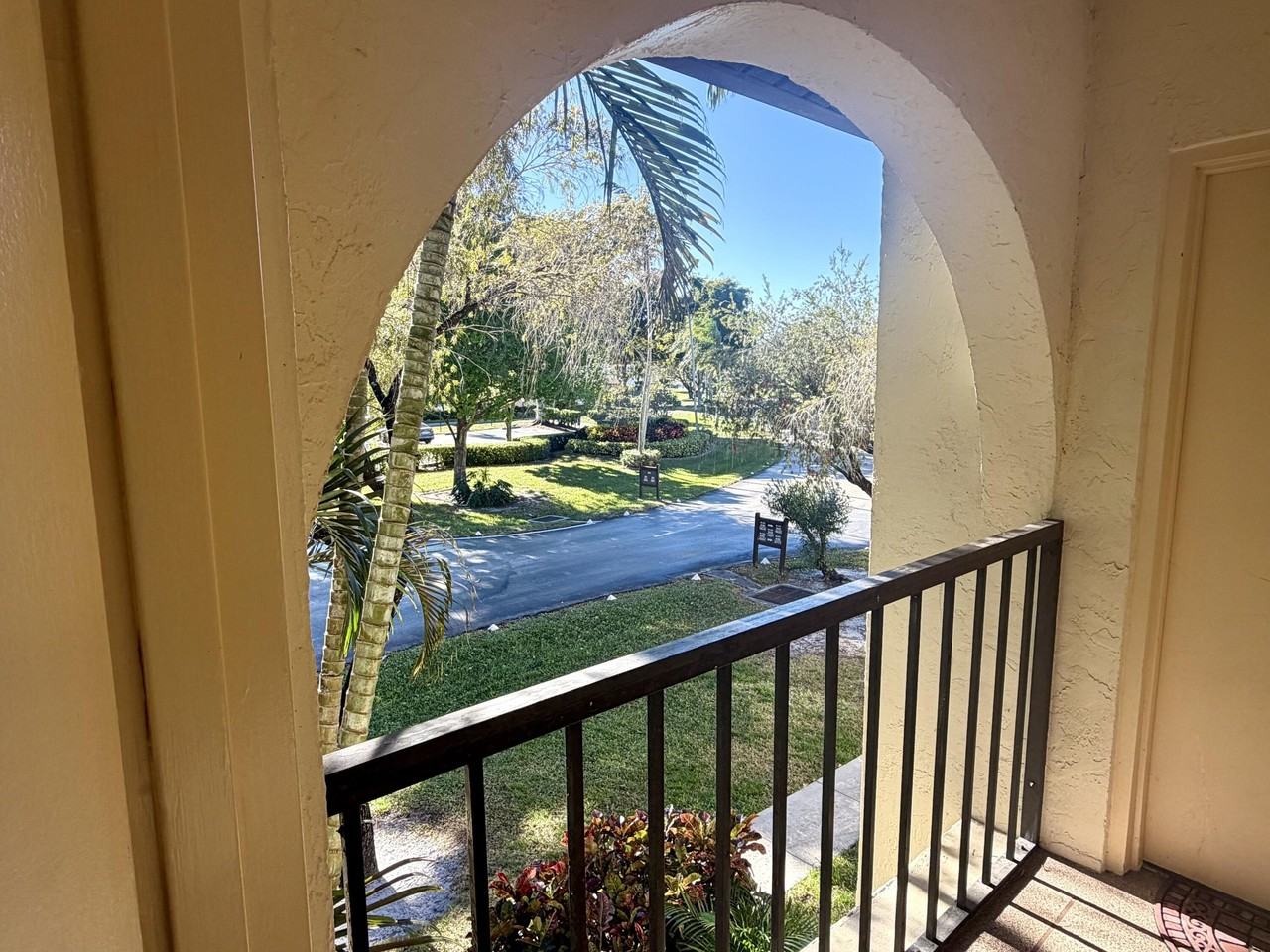 4835 Sable Pine Cir #D2 - Photo 4 of 28