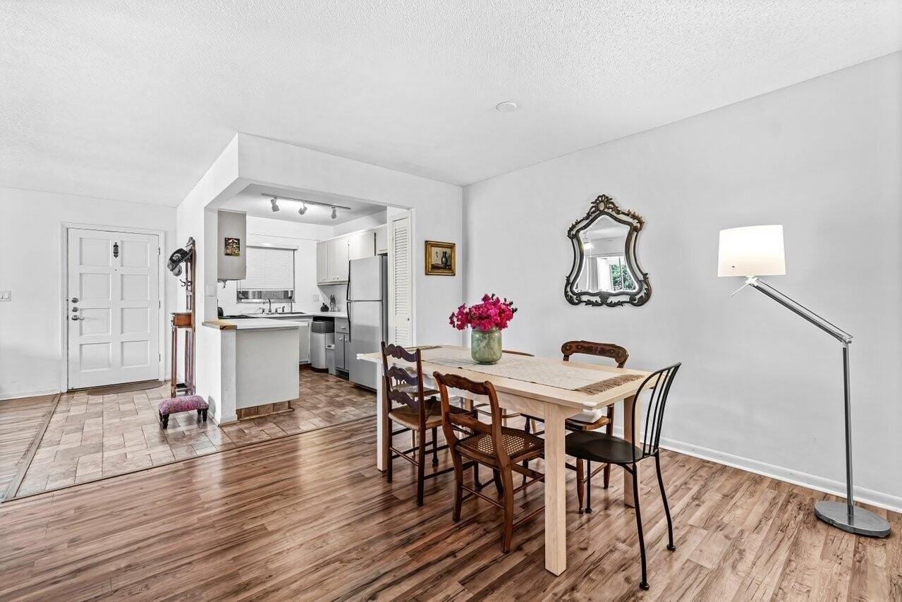 1000 Nw 13th St #213A - Photo 7 of 34