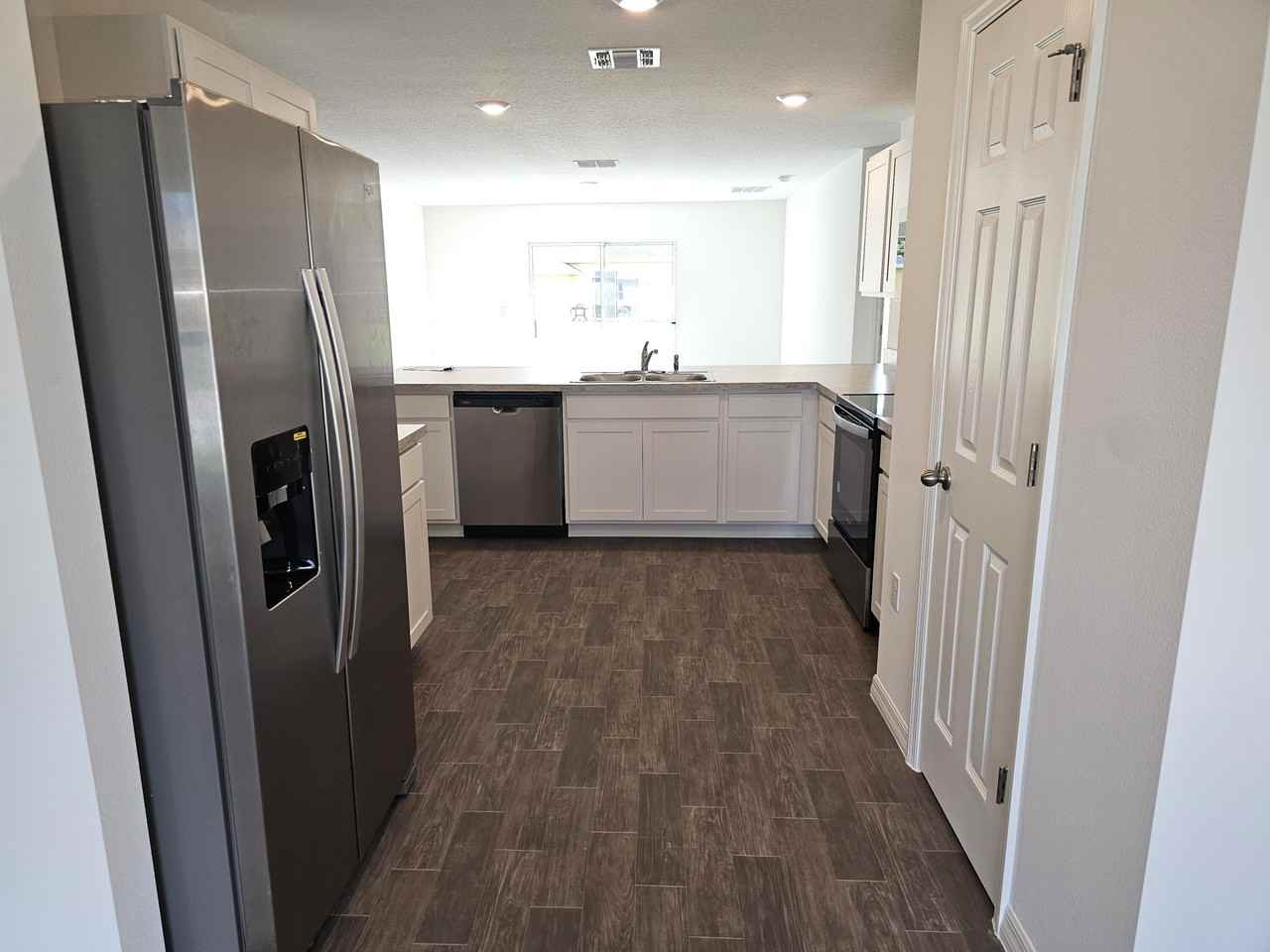 3681 Sw Haines St - Photo 4 of 20