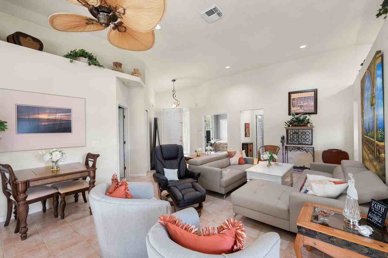 7154 Hawks View Trl - Photo 3 of 25