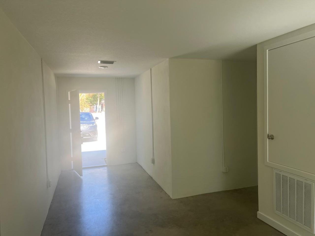 2703 Avenue G #AB - Photo 2 of 17