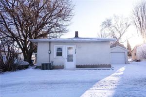 featured image of 118 13th Ave S