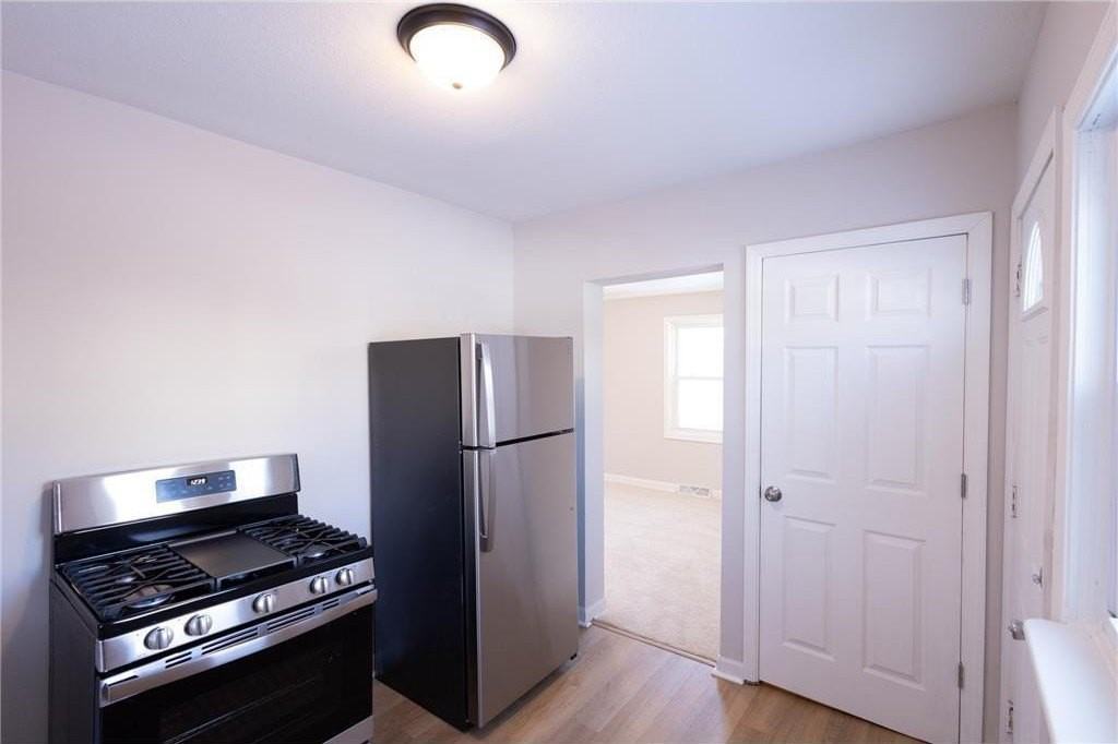 118 13th Ave S - Photo 4 of 18