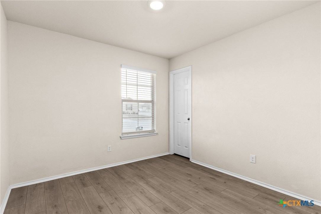 9506 Murandy Dr - Photo 3 of 16