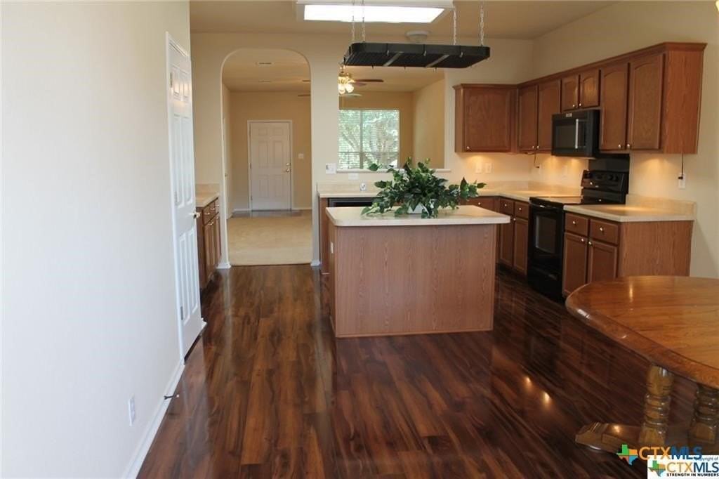 378 Tanager Dr - Photo 3 of 4