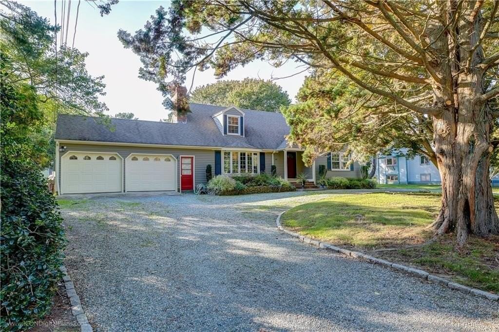 569 Turner Rd - Photo 2 of 50