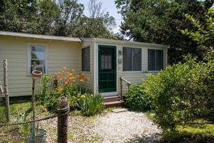 33 Warren Ave - Photo 1 of 1