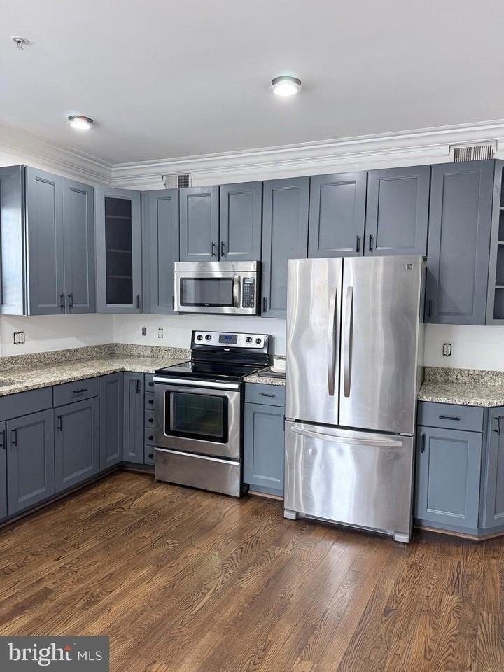 161 Randolph Pl Nw Apt 2 #2 - Photo 5 of 16