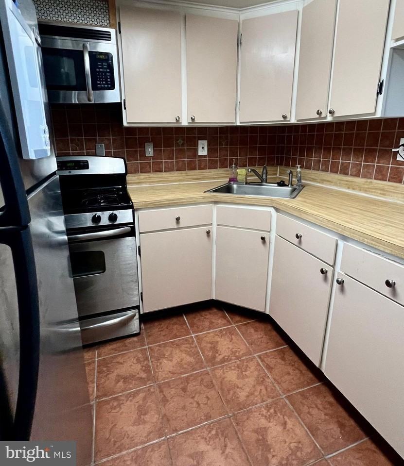 2939 Van Ness St Nw Apt 1212 #1212 - Photo 6 of 20