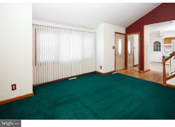 225 Brennen Dr - Photo 3 of 12