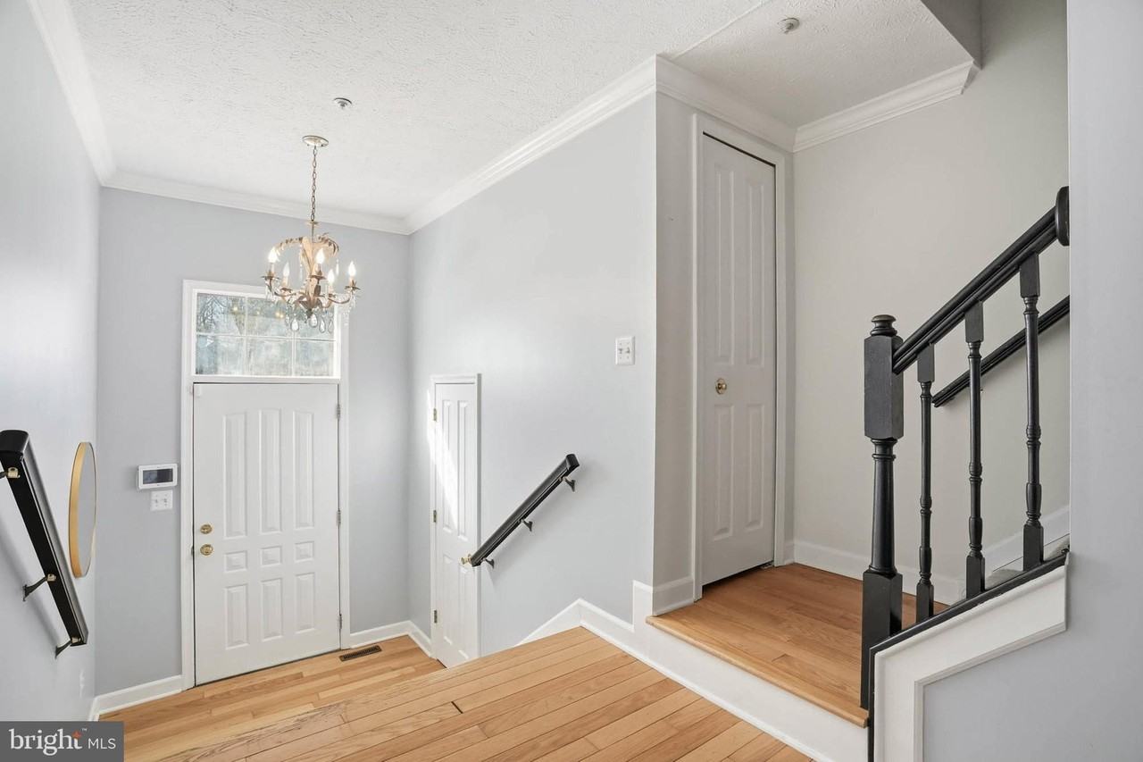 2604 Tallwind Ct - Photo 3 of 31