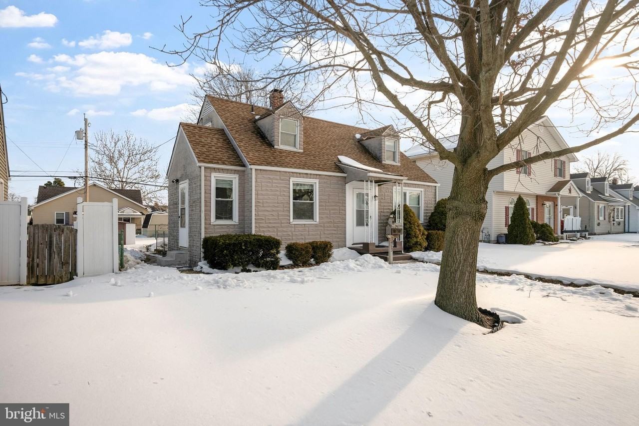 3413 Yardley Dr - Photo 3 of 41