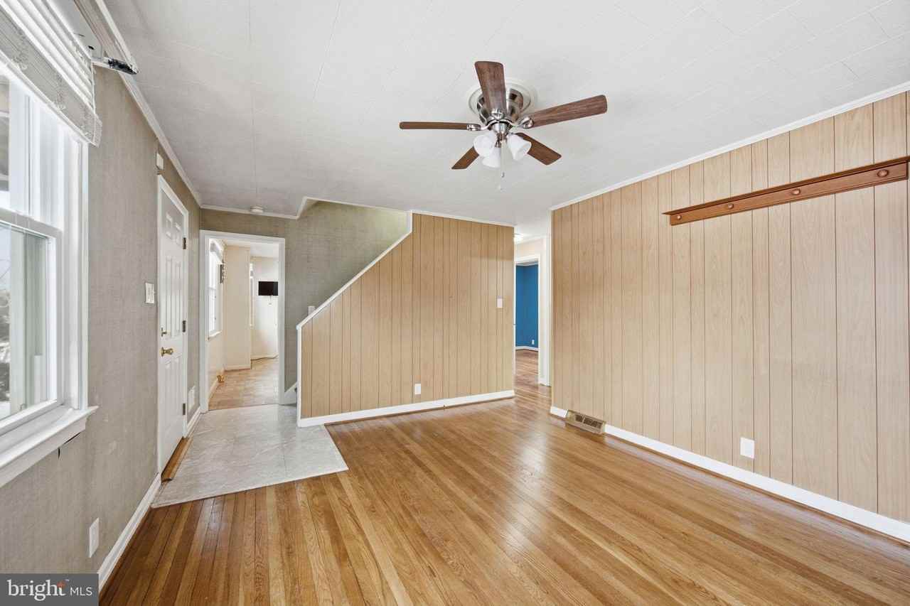 3413 Yardley Dr - Photo 7 of 41