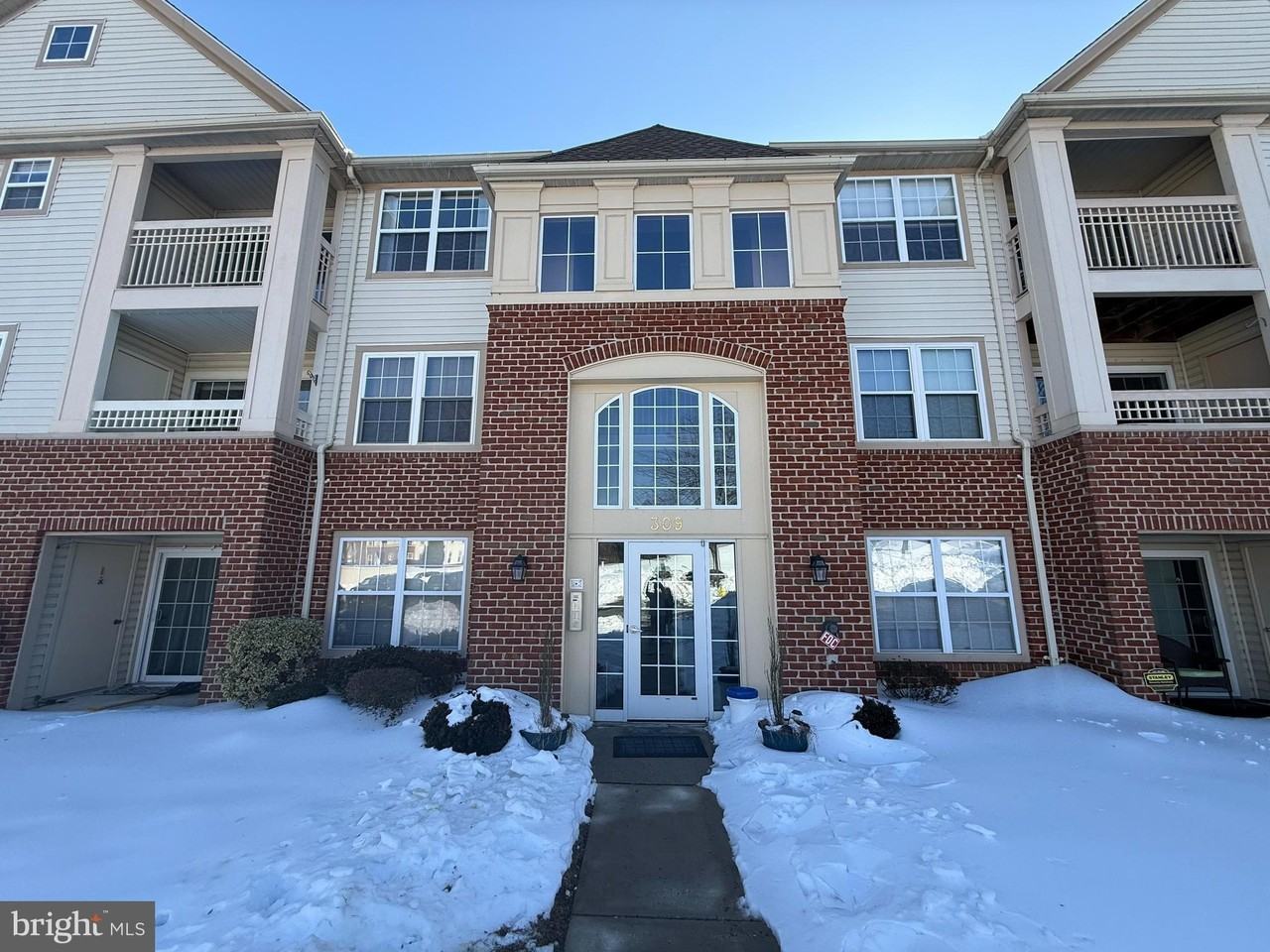 309J Tall Pines Ct Unit 9 #9 - Photo 3 of 27