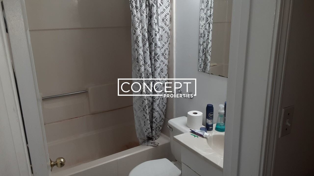 22 Saint Cyprians Pl #1L - Photo 3 of 19