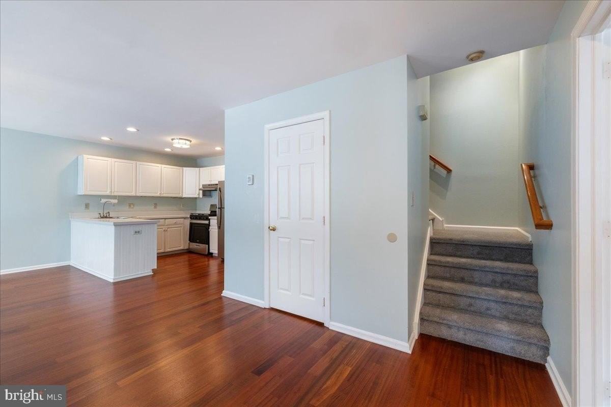 6306 Spruce Mill Dr Unit 478 #478 - Photo 3 of 33