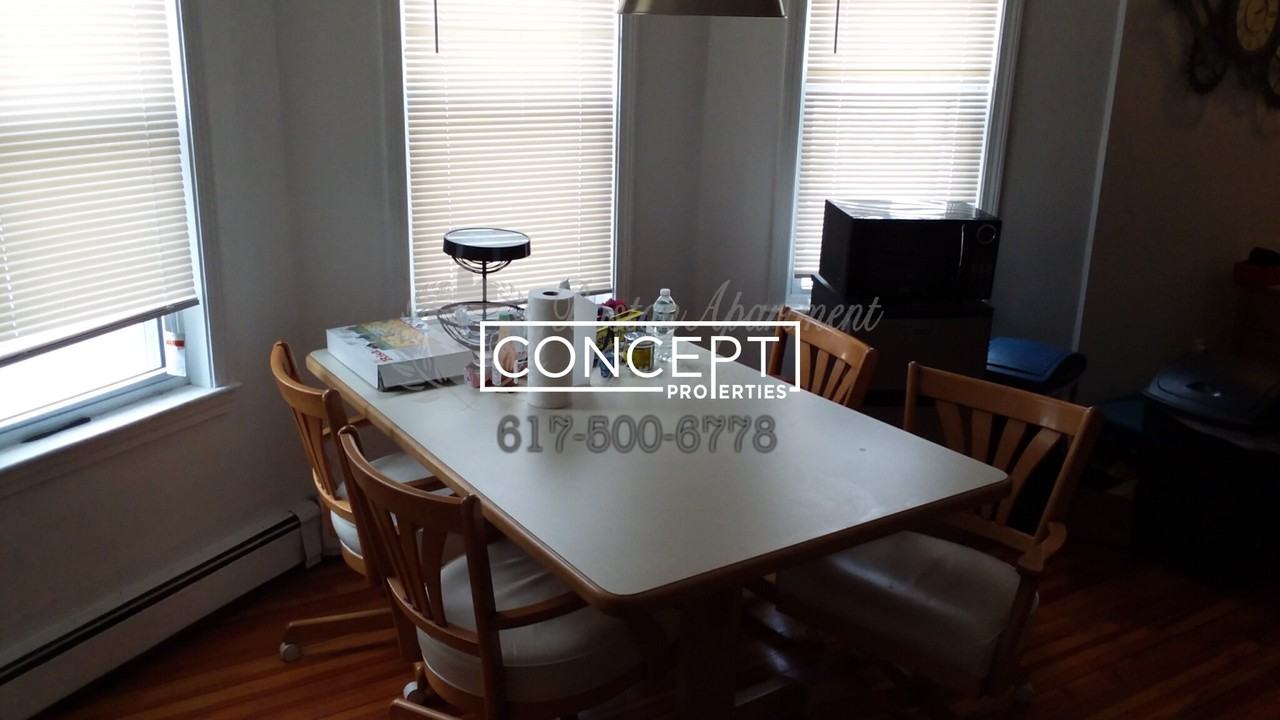 58 Mansfield St #1 - Photo 5 of 14