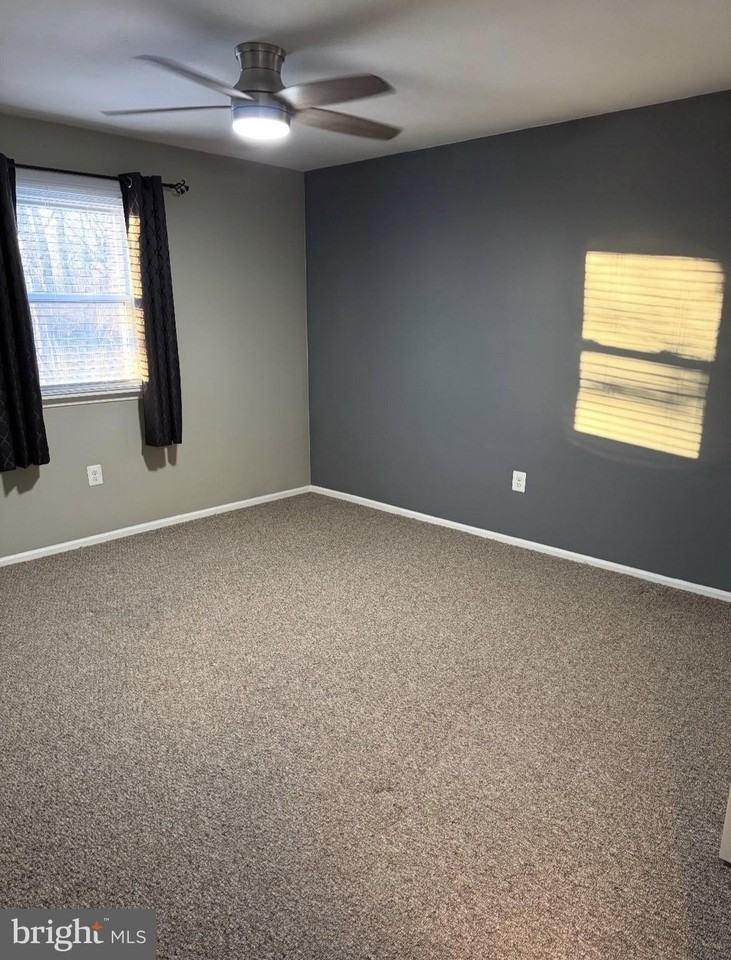 513 Corinthian Ave - Photo 5 of 7