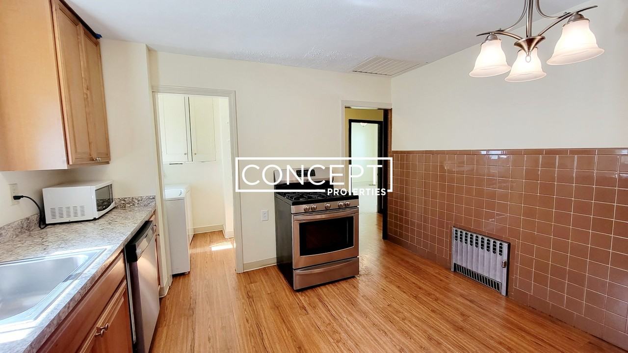 149 Powder House Blvd #2 - Photo 4 of 11