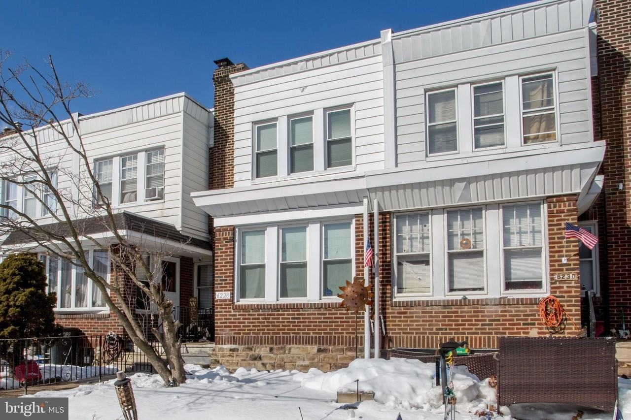 6228 Erdrick St - Photo 3 of 37