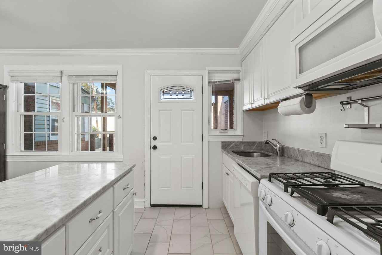 510 E Nelson Ave - Photo 6 of 47