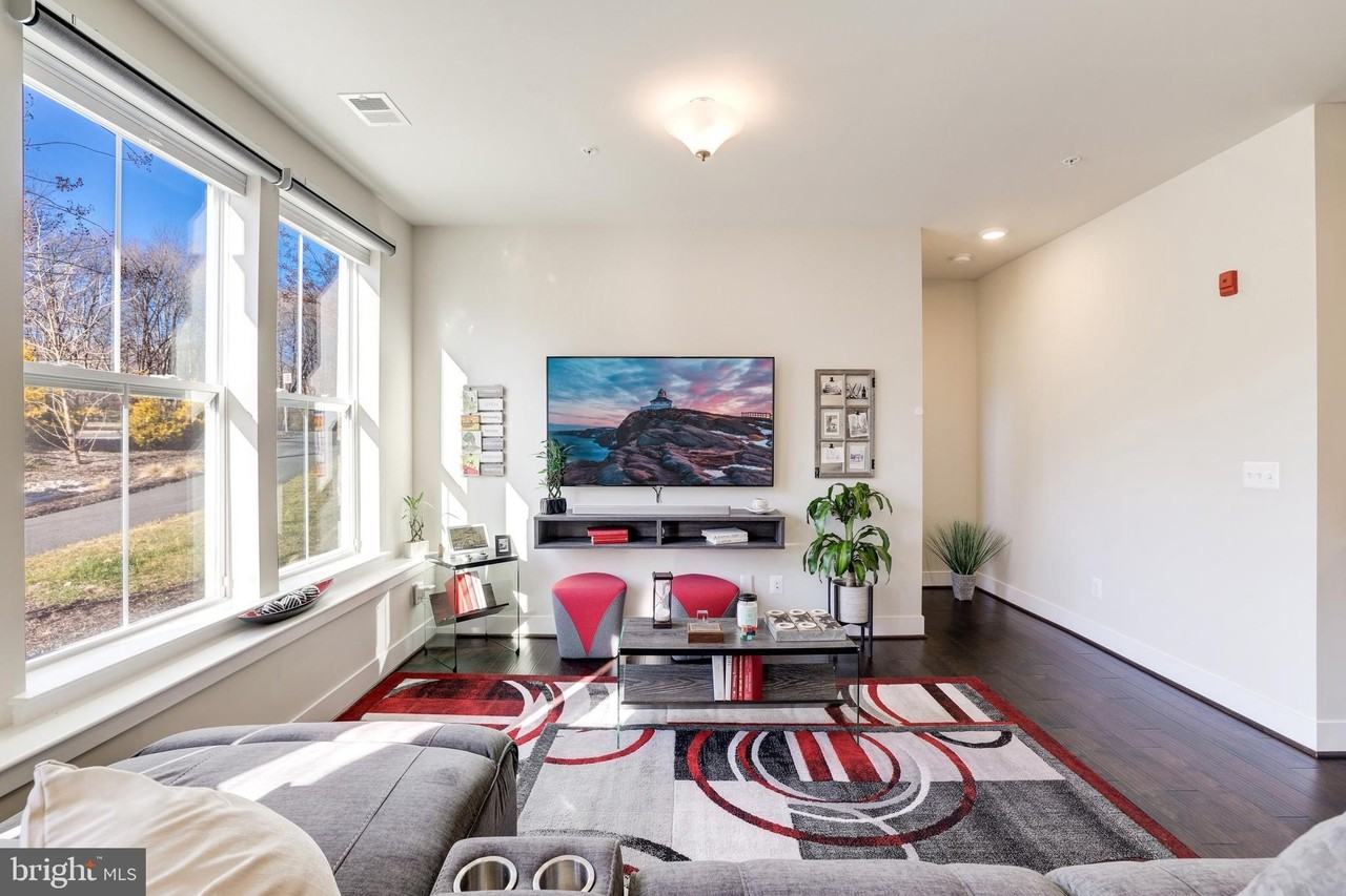 1951 Reston Valley Way Unit 1 #1 - Photo 4 of 24