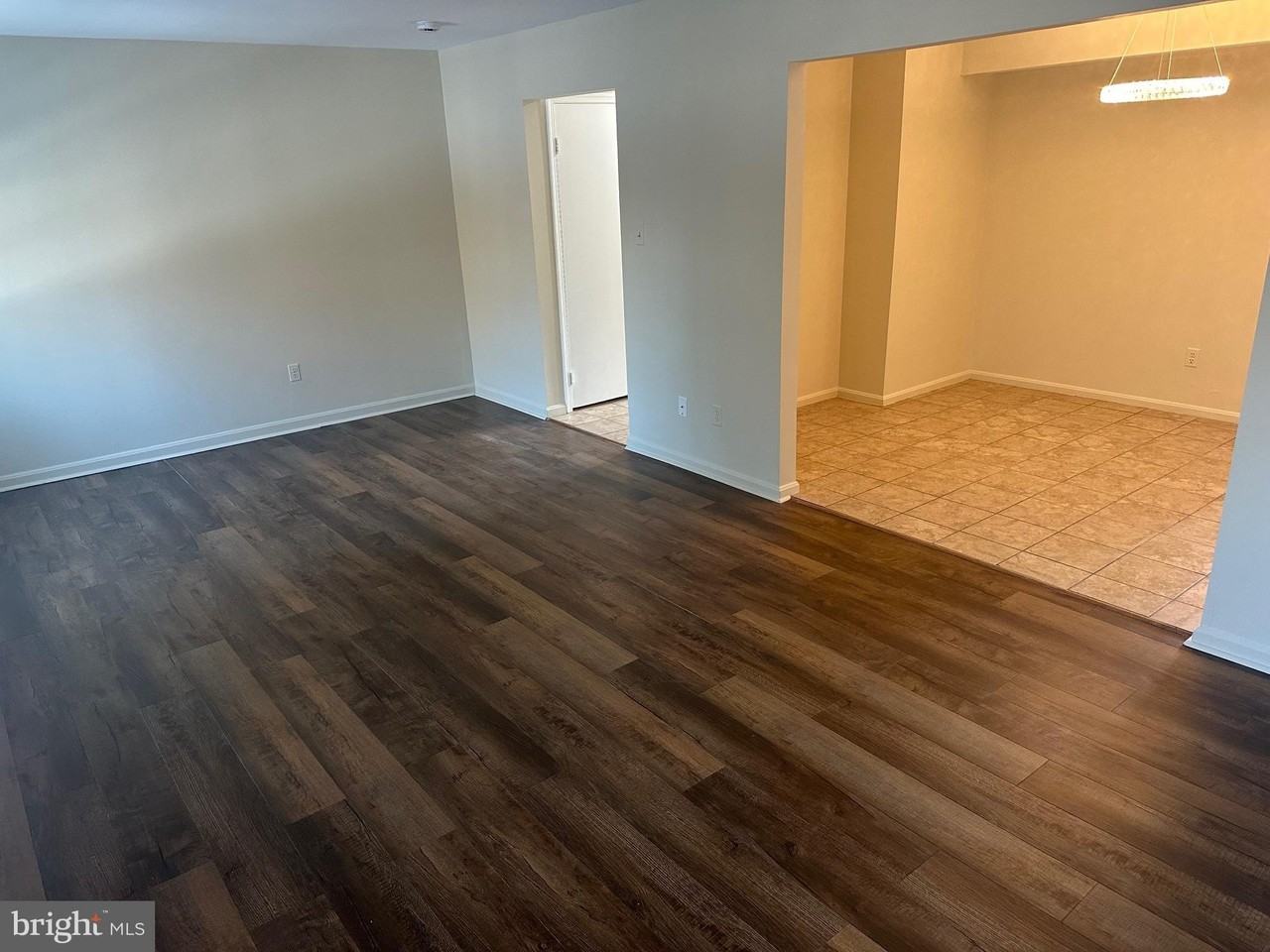 8146 Larkin Ln - Photo 7 of 29