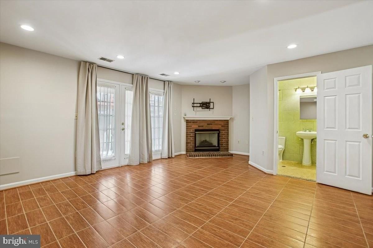 6354 Dakine Cir - Photo 6 of 37