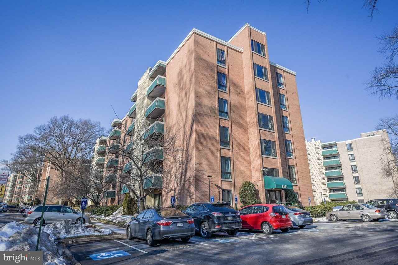 6141 Leesburg Pike Apt 605 #605 - Photo 2 of 20