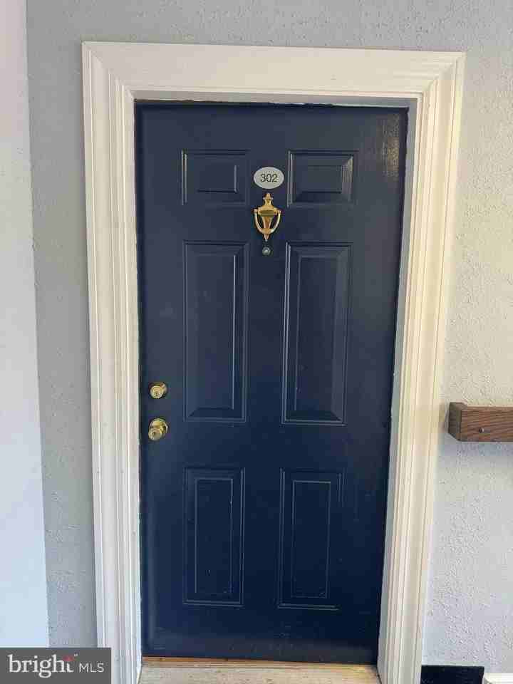 20603 Cornstalk Ter Unit 302 #302 - Photo 2 of 4