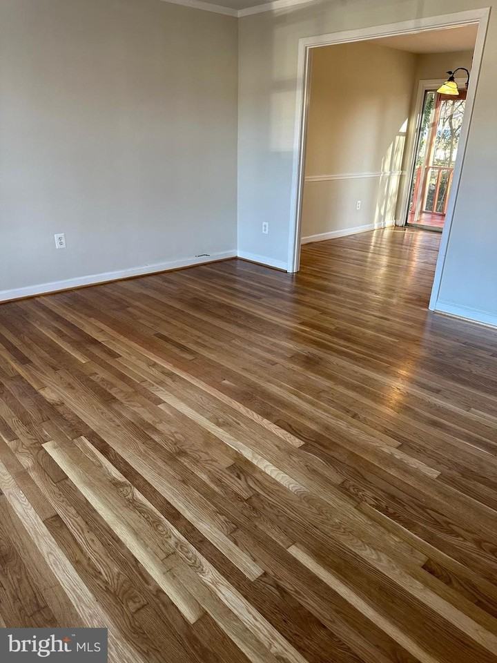 2907 Archer Ct - Photo 3 of 13