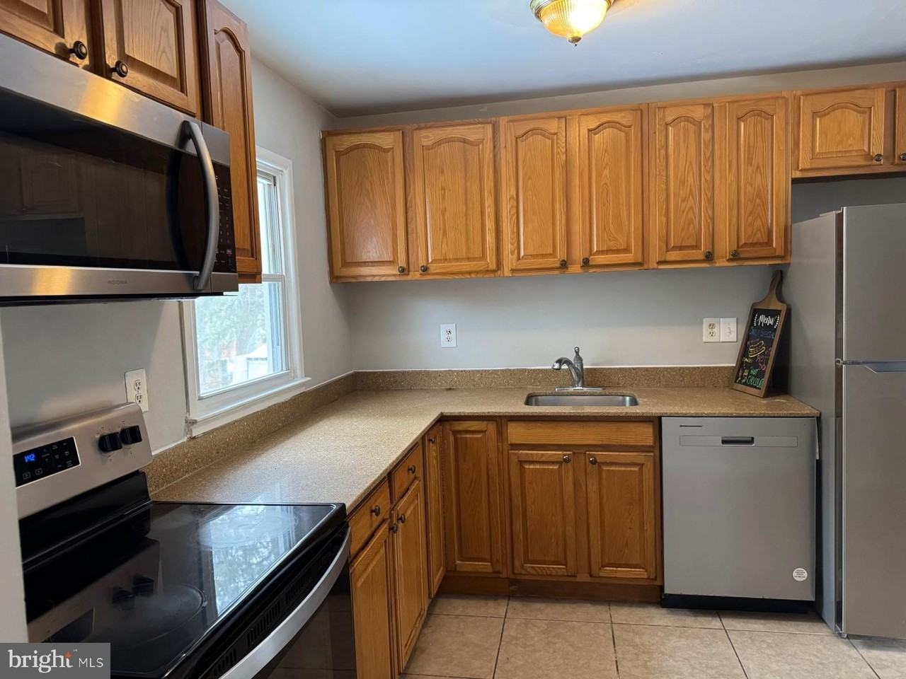 2907 Archer Ct - Photo 6 of 13