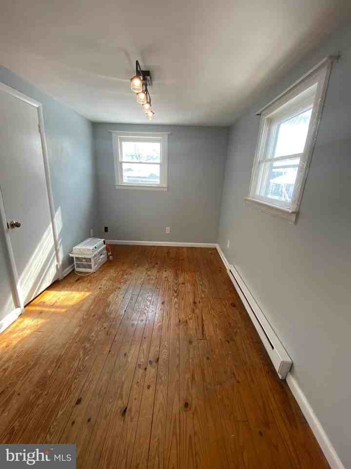 95 Madison St - Photo 7 of 24