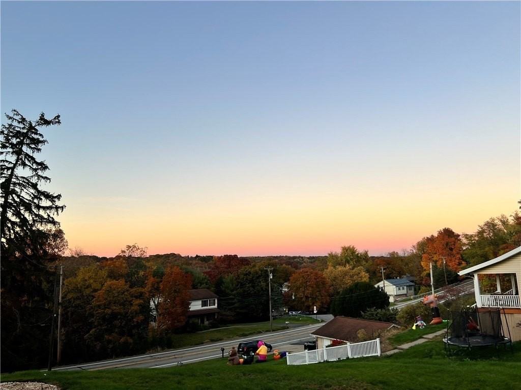 271 W Ingomar Rd - Photo 2 of 17