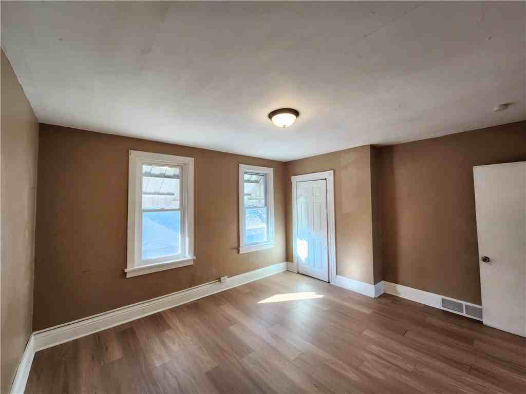 318 Shady Ave #1-2 - Photo 5 of 5