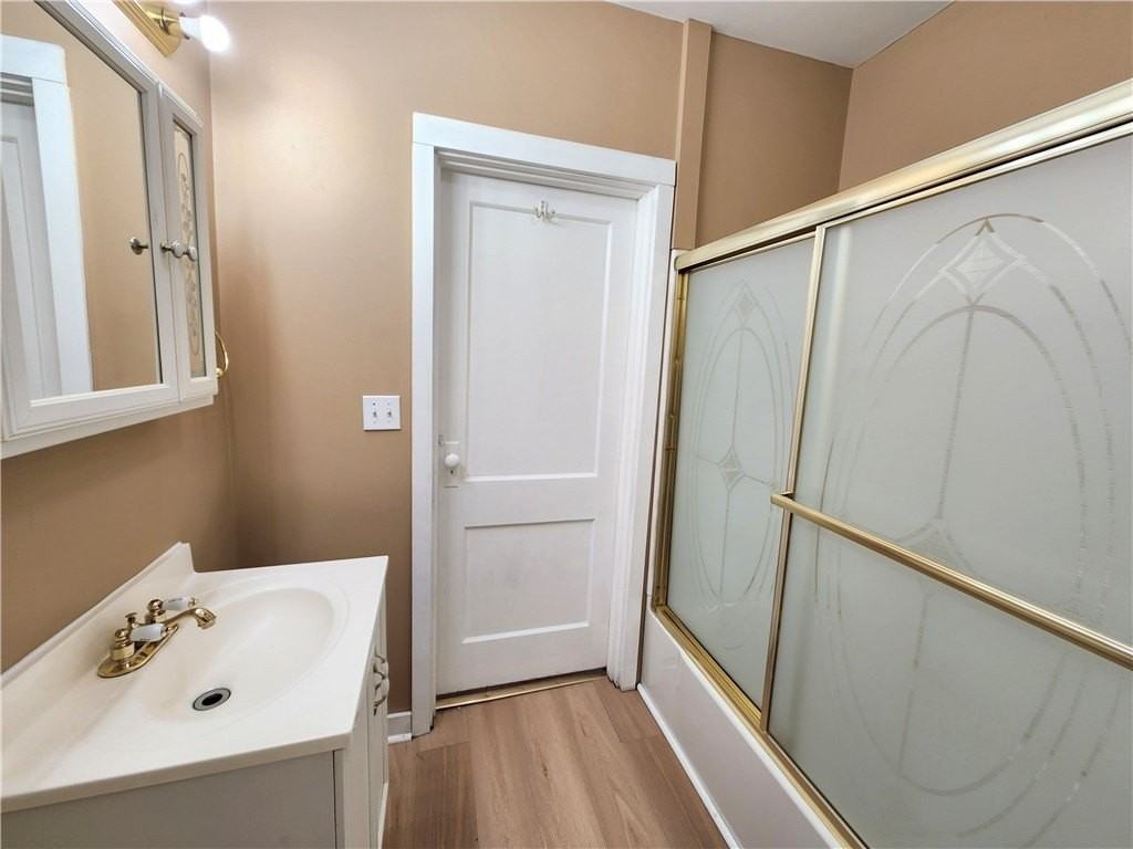 428 Glenn St - Photo 2 of 6