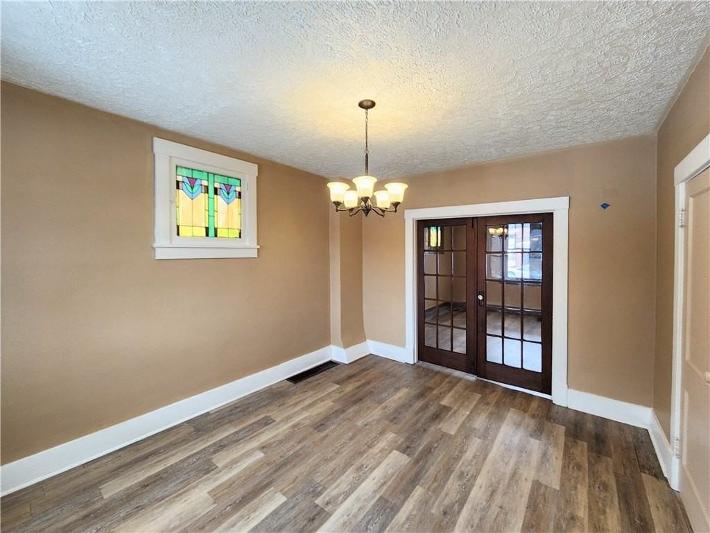 428 Glenn St - Photo 4 of 6