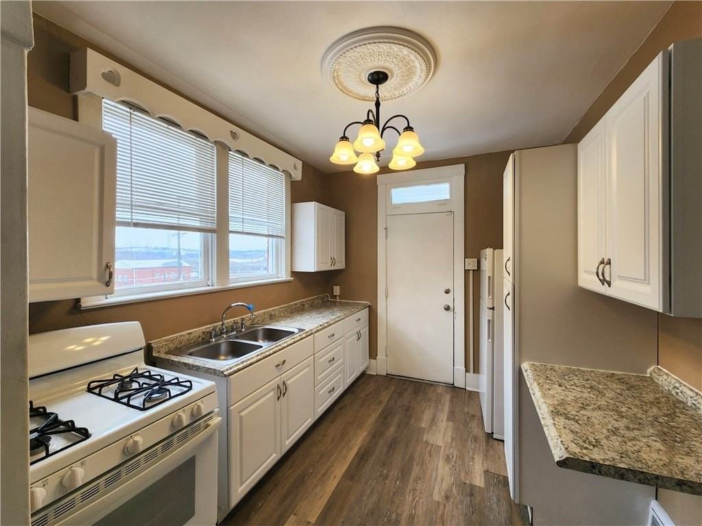 428 Glenn St - Photo 5 of 6