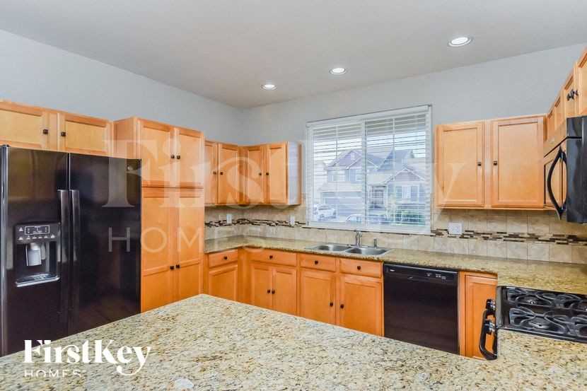 6268 Marilee Way - Photo 6 of 15