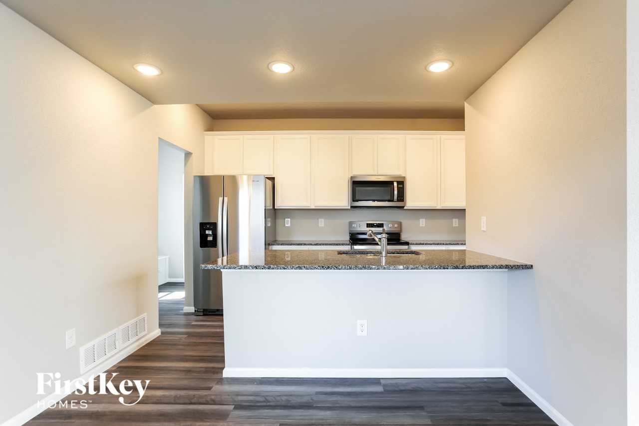 11274 Bufflehead Ln - Photo 5 of 15