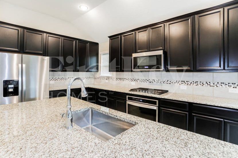 1025 Twisting Ridge Ter - Photo 6 of 16