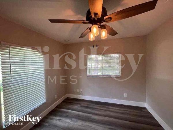 2670 Denicke St - Photo 4 of 12