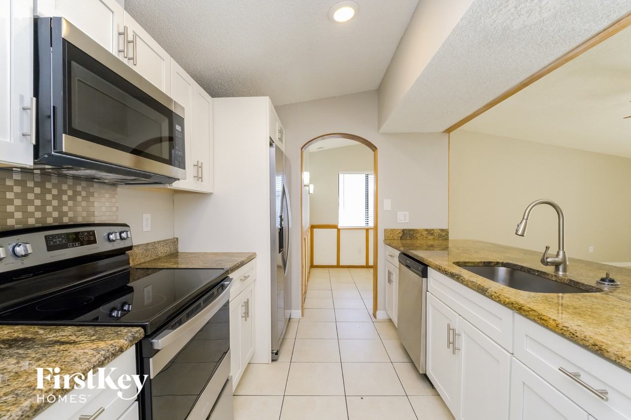 4544 Weasel Dr - Photo 5 of 15