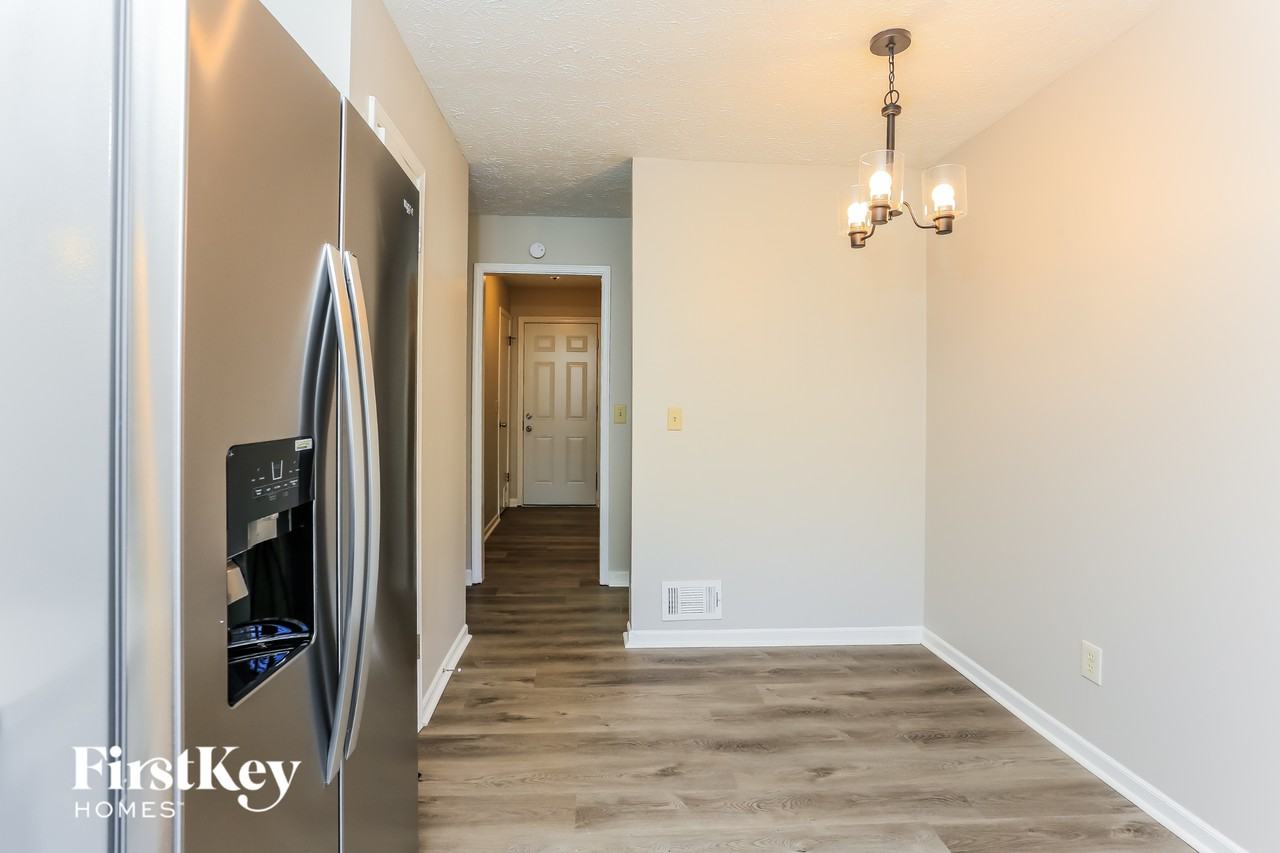 365 Sea Holly Cir - Photo 5 of 15