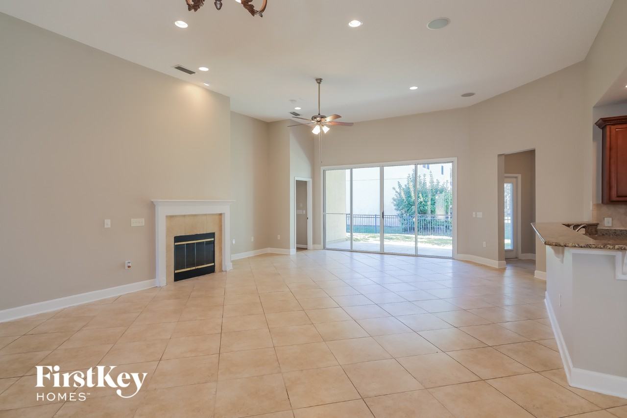 2453 Tall Cedars Rd - Photo 4 of 15